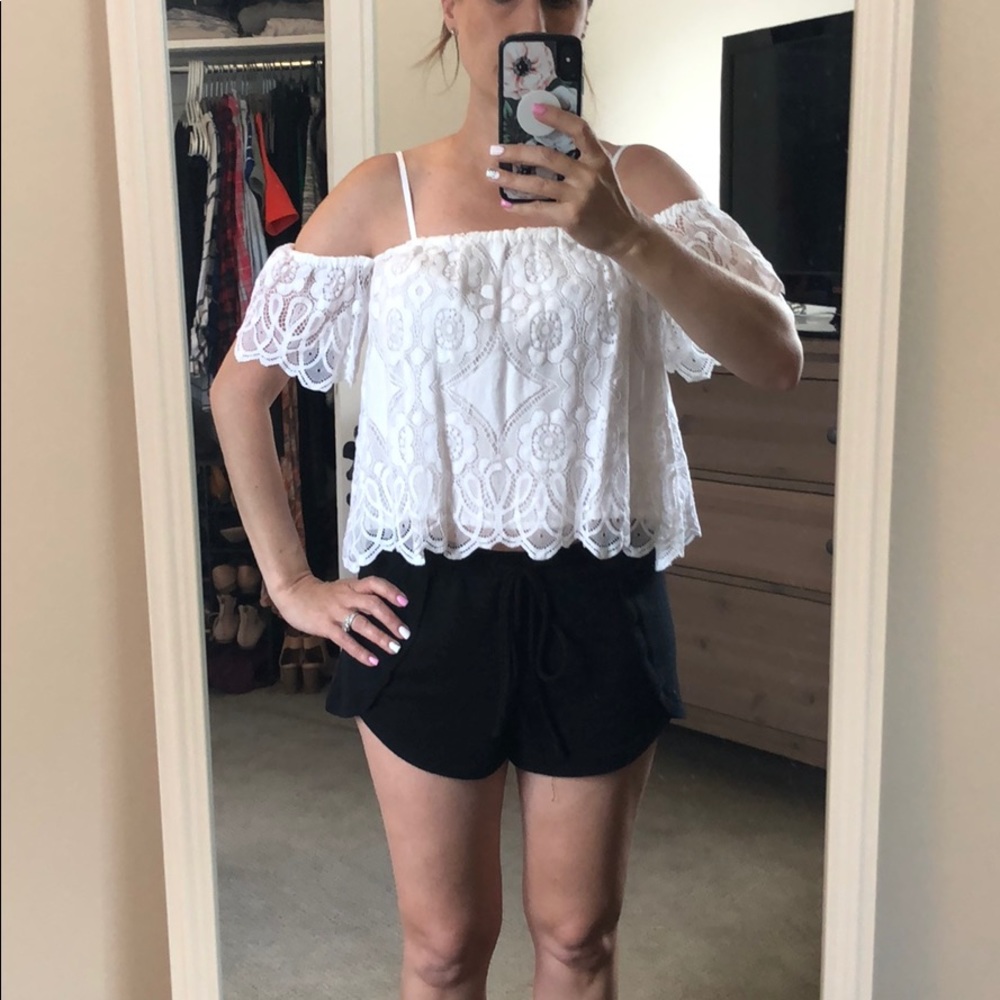 Abercromie & Fitch White Lace Off Shoulder Top- XS